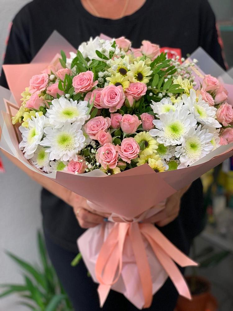 Букет цветов из: Розы и Хризантемы в Раздольной