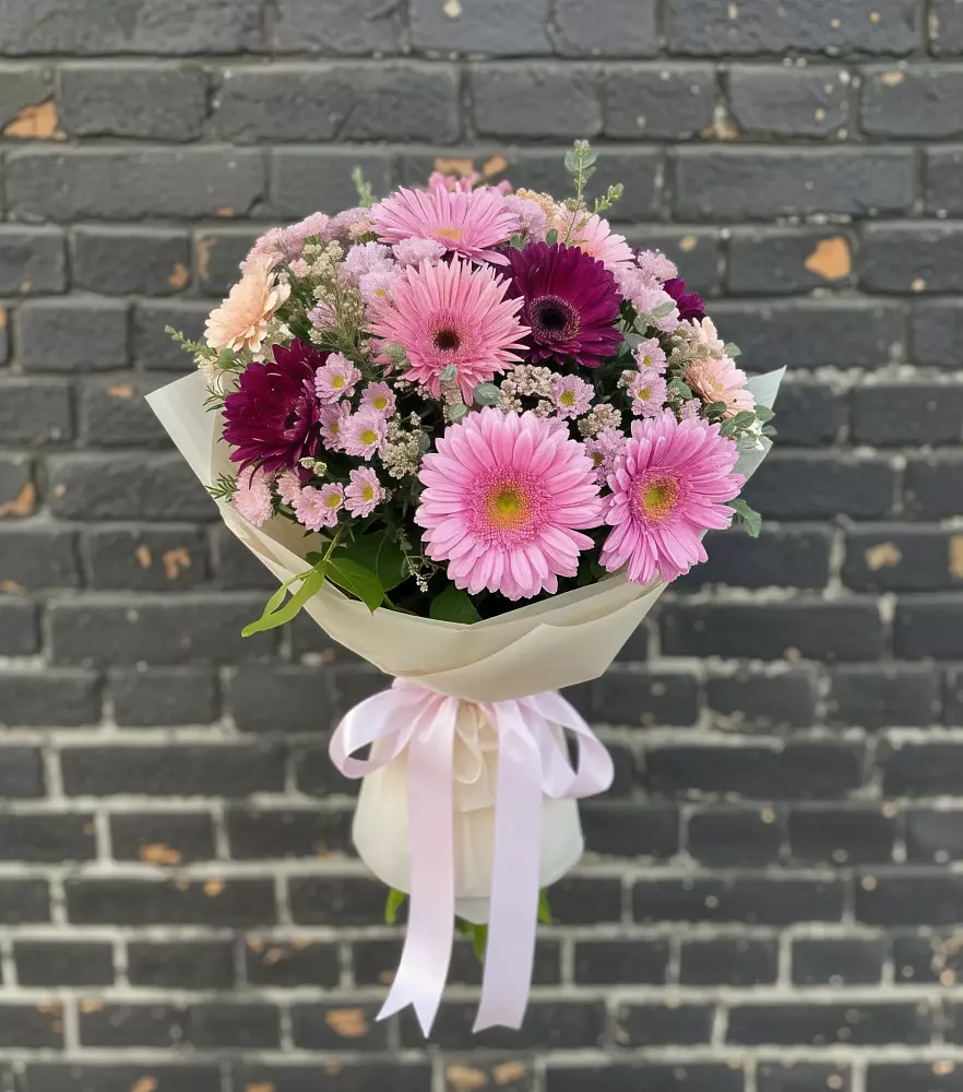 Букет цветов из: Герберы и Хризантемы в Раздольной