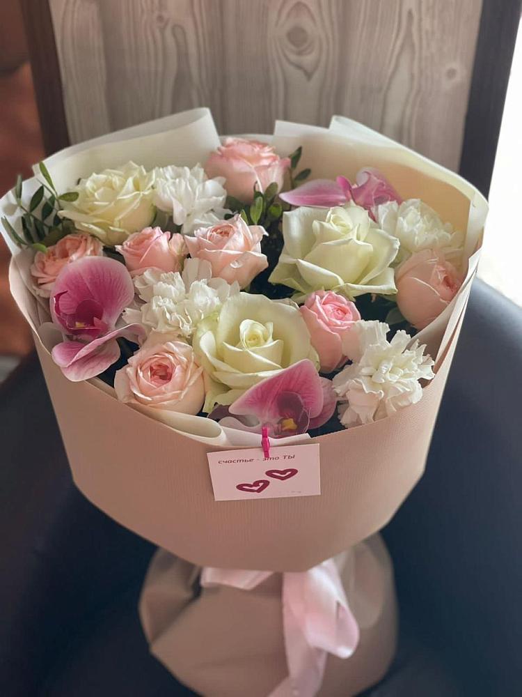 Букет цветов из: Орхидеи, Розы и Гвоздики в Раздольной