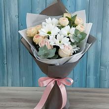 Букет цветов из:  Хризантемы и Розы #REPLACE_PRED# Раздольной