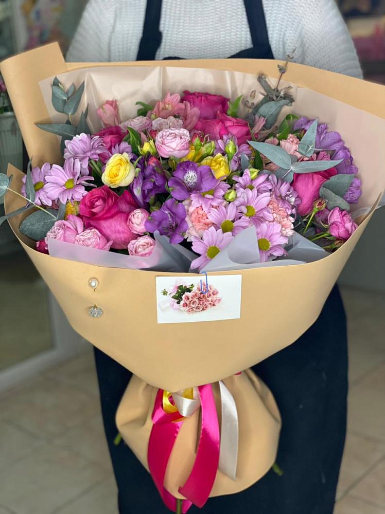 Букет цветов из: Хризантемы, Гвоздики и Альстромерии в Раздольной