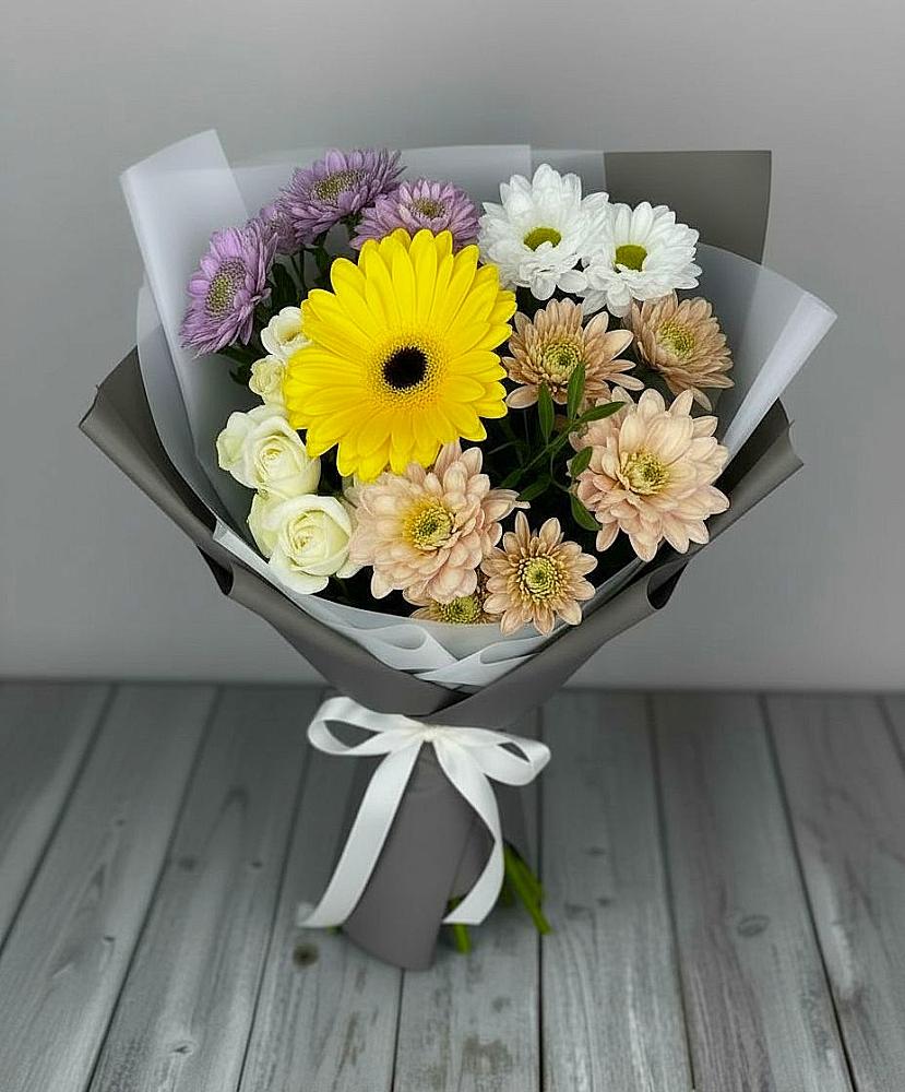 Букет цветов из: Розы, Герберы и Хризантемы в Раздольной