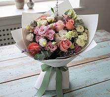 Букет цветов из:  Розы, Лизиантусы и Гвоздики #REPLACE_PRED# Раздольной